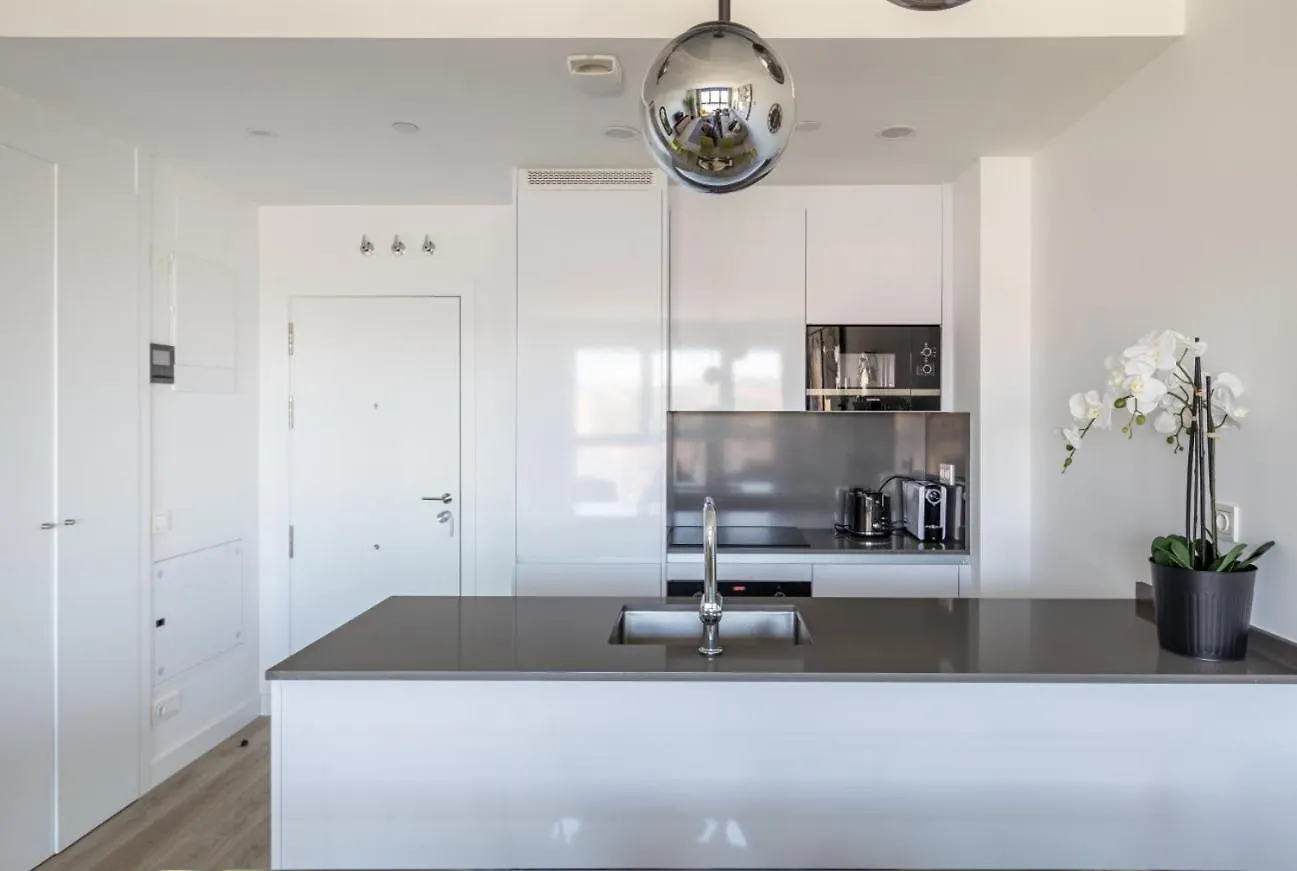 Ansa Beach Apartment - Malaga - Skyline Suite Spain