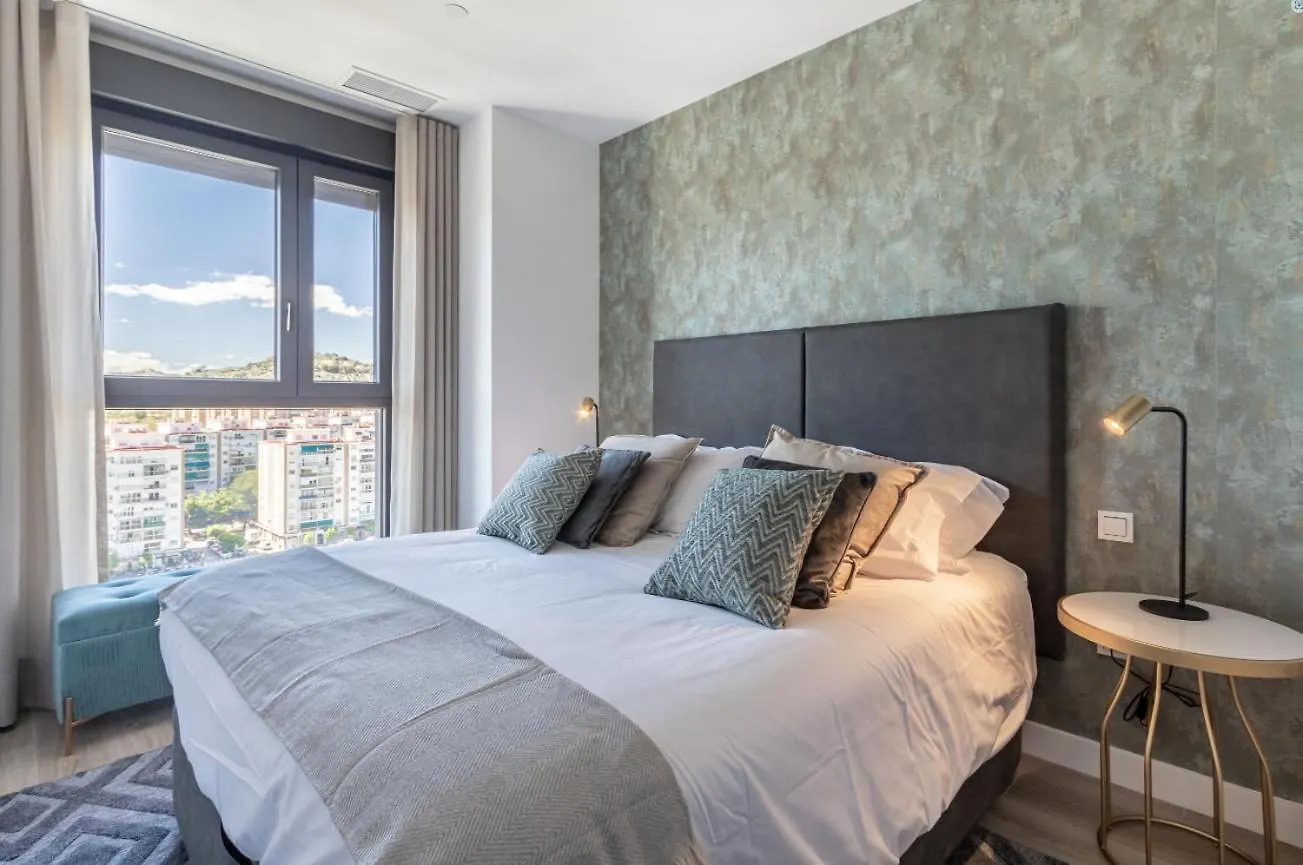 Ansa Beach Apartment - Malaga - Skyline Suite 0*,  Spain