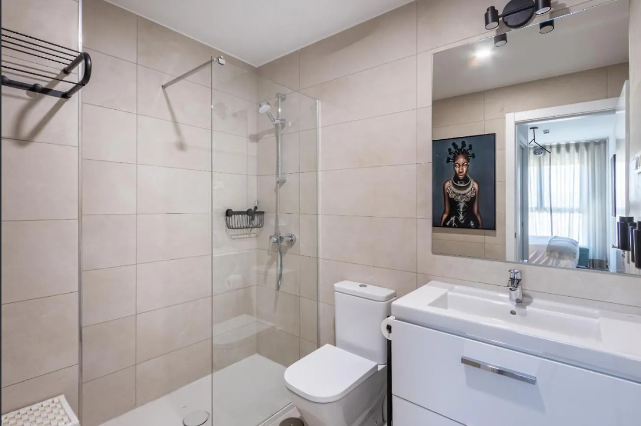 Ansa Beach Apartment - Malaga - Skyline Suite 0*,  Spain
